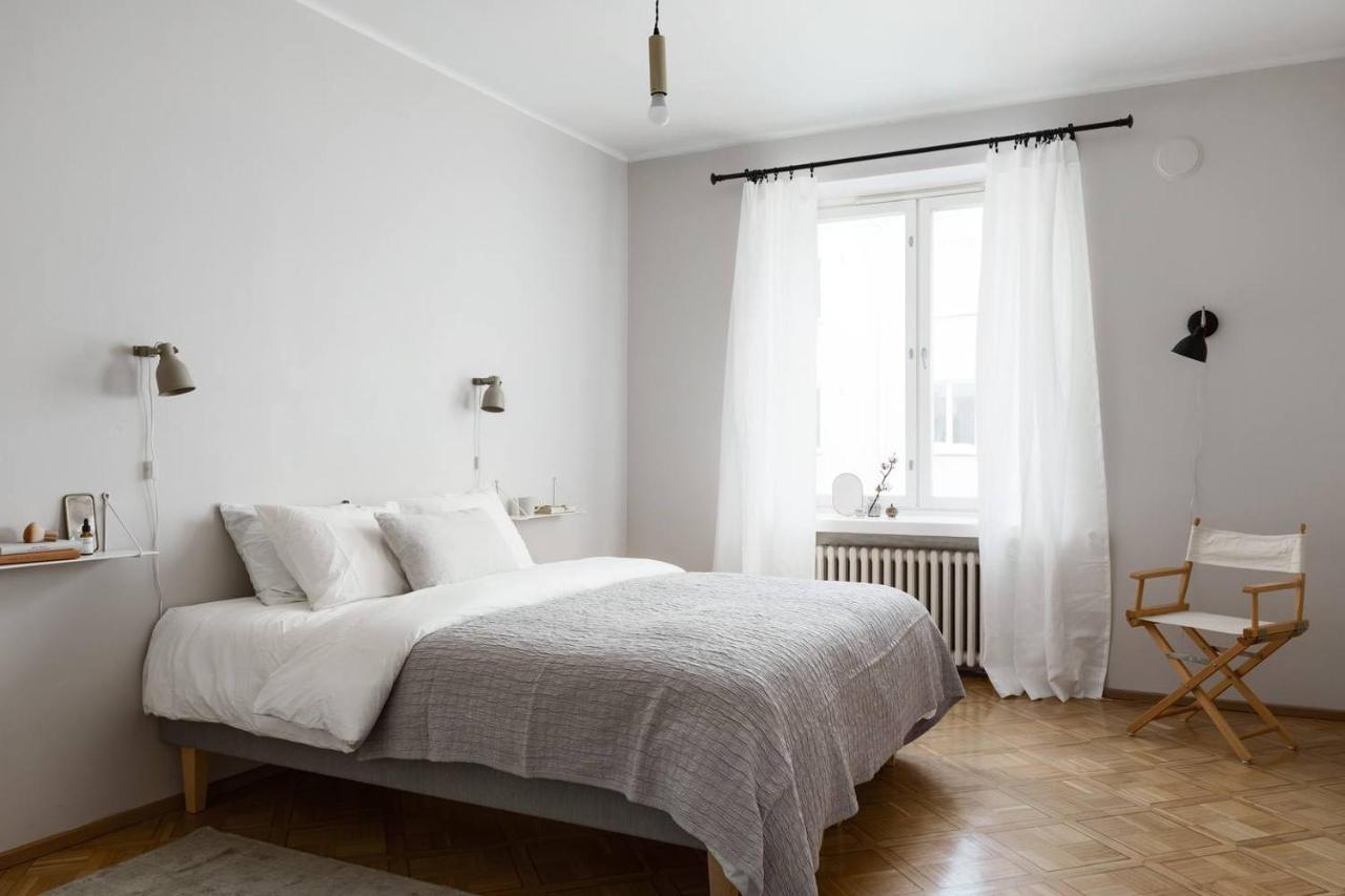 Central 2-Bedroom Design Apartment Helsingfors Exteriör bild