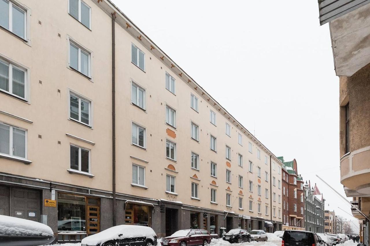 Central 2-Bedroom Design Apartment Helsingfors Exteriör bild